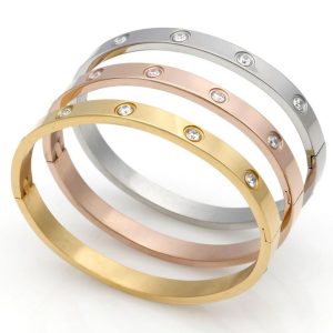 Bracelets Bangles