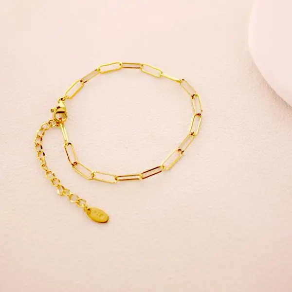 Elegant Paperclip Chain Bracelet – Gold Stainless Steel Minimalist Jewelry (3)
