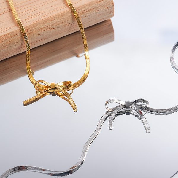 Minimalist Ribbon Bow Choker Necklace – Adjustable Gold & Silver Bow Collar for Women