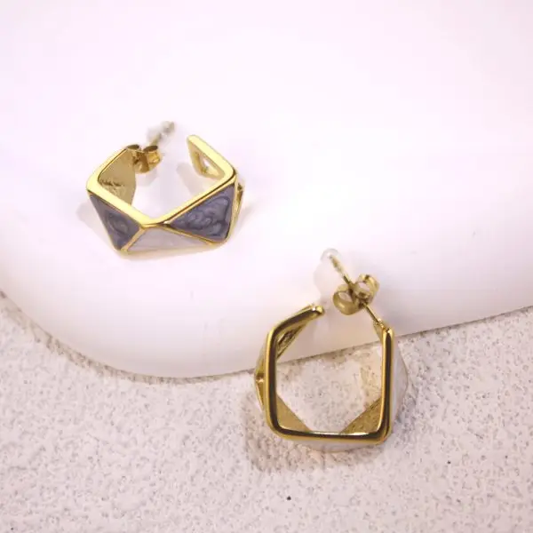 Modern Geometric Shell Stud Earrings – Natural Shell Inlay in Stainless Steel Gold